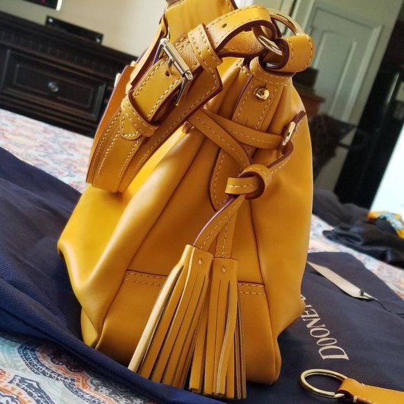 Dooney and Burke - Picture 5 of 8